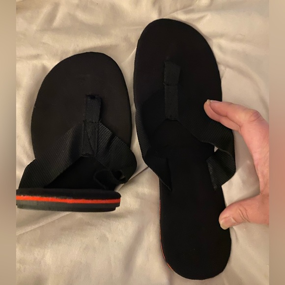 FootBrake Shoes - FootBrake Footwear Women’s Small 6 - 7.5 Black female fold up shoe-durable NWOT